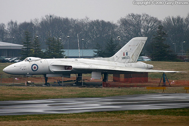 Thunder & Lightnings - Avro Vulcan - Survivor XM603