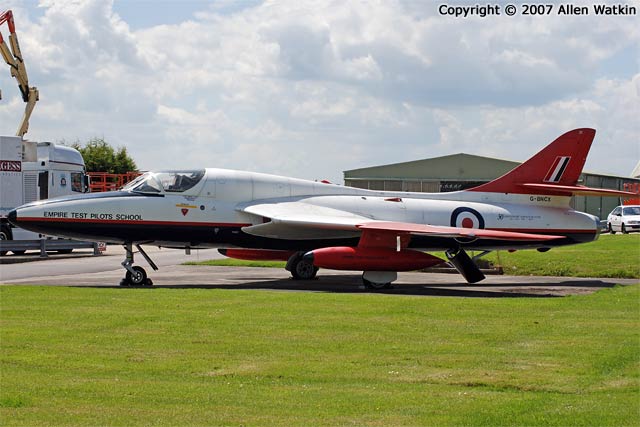 Thunder Lightnings Hawker Hunter Survivor G Bncx Xl621