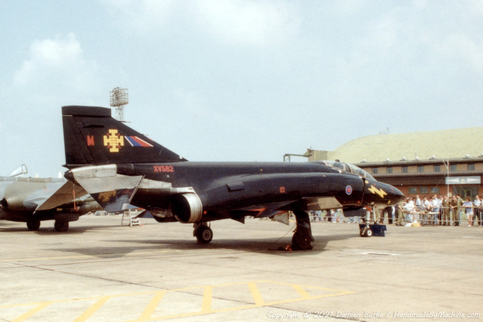 Thunder & Lightnings - McDonnell-Douglas/BAC F-4K/M Phantom II ...