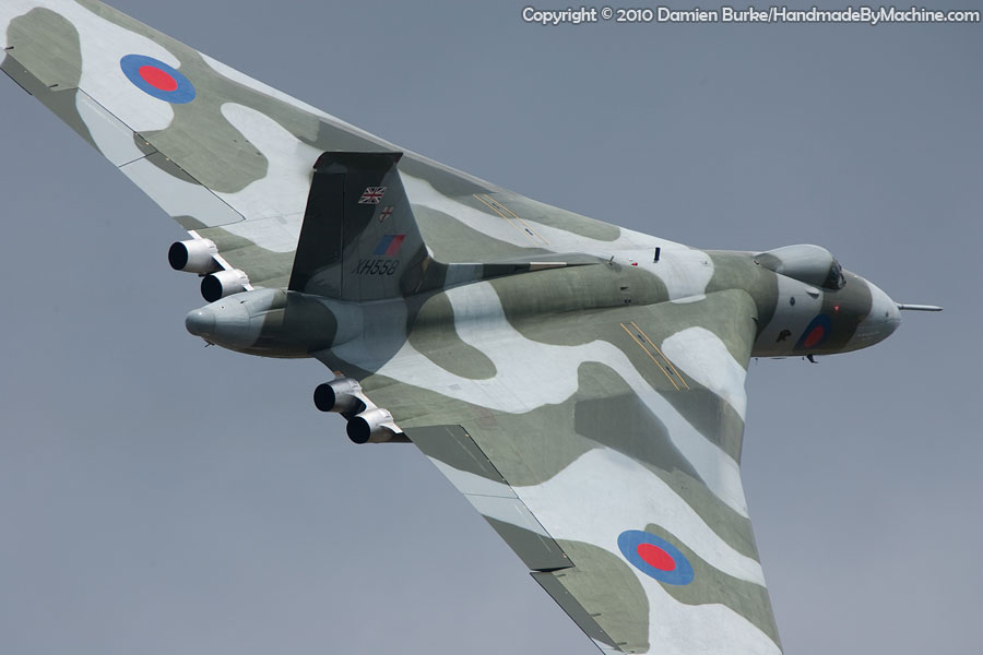 RNAS Yeovilton Air Day 2010 - the Vulcan & Viper show - UK Airshow ...