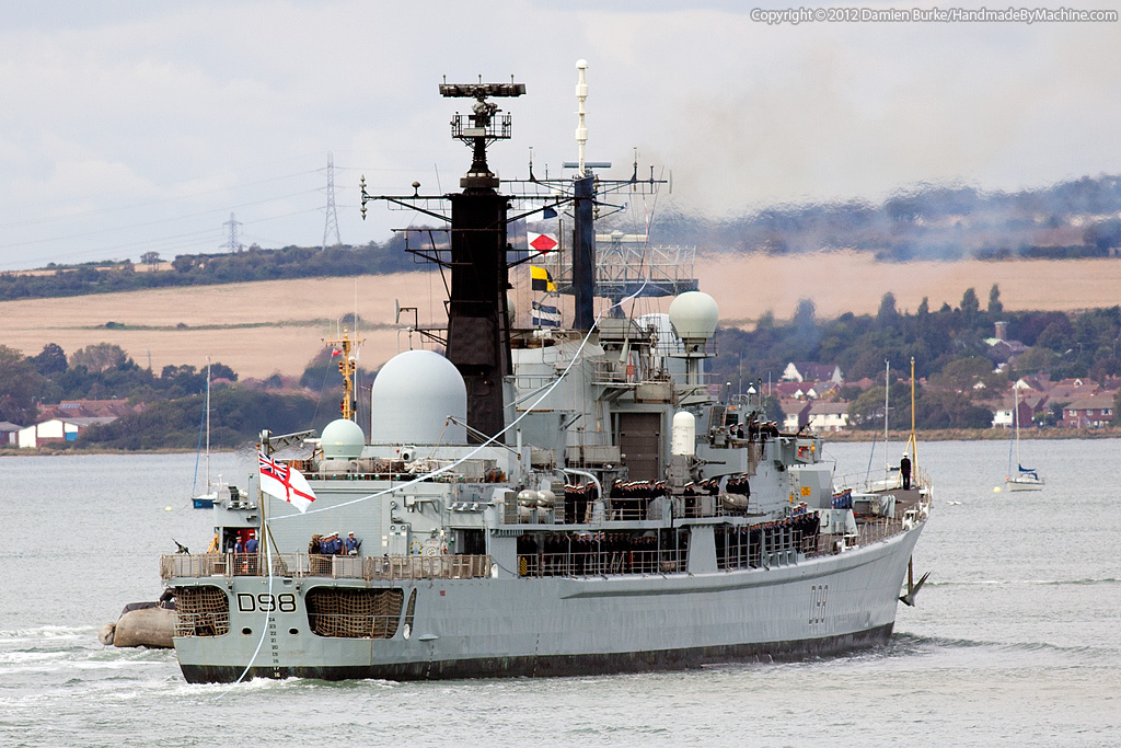 UK Airshow Review Forums • HMS York D98 pays off