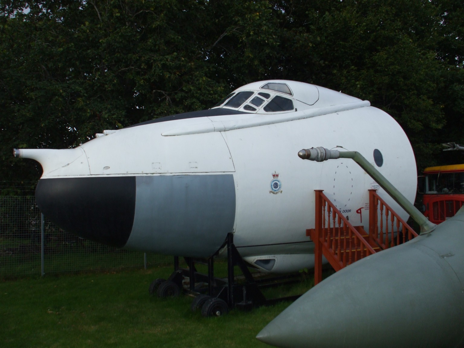 Thunder & Lightnings - Vickers Valiant - Survivor XD875