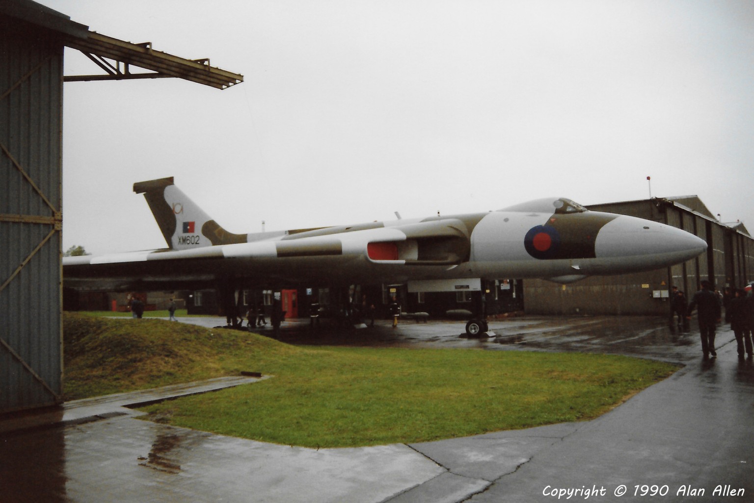 Thunder & Lightnings - Avro Vulcan - Survivor XM602